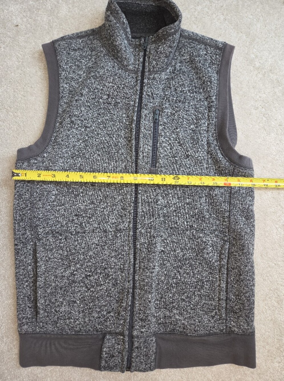 Heathered Gray Full-Zip Fleece Vest, Gap, Size Medium, Mens - Picture 3 of 6